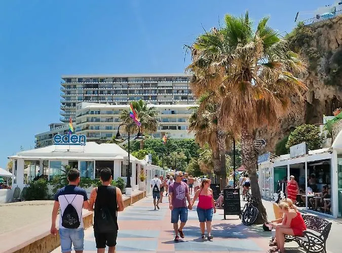 Lux By Namaste Elite *