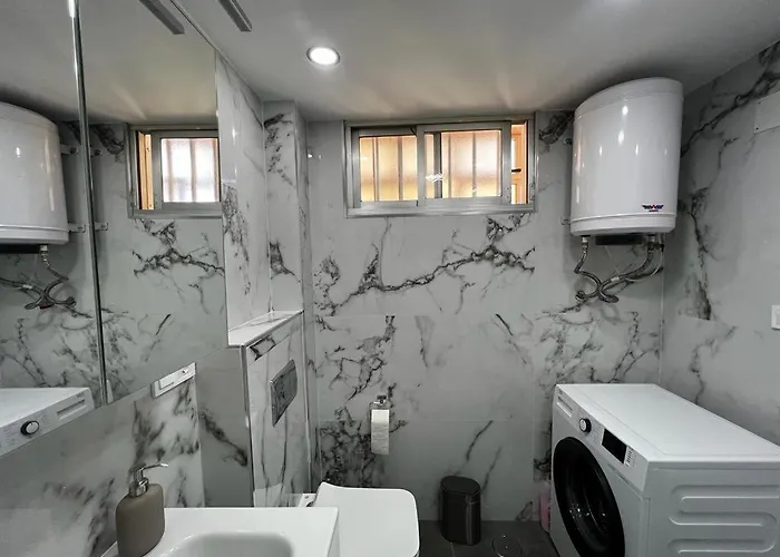 Lux By Namaste Elite Appartement